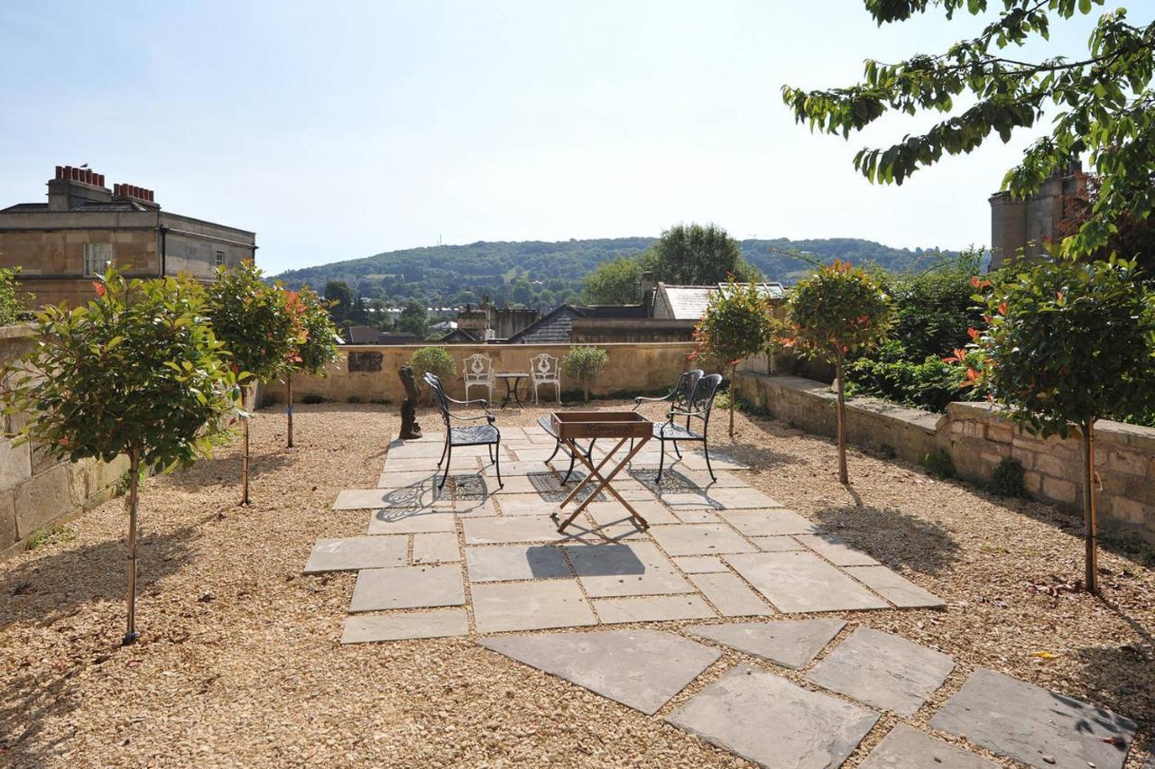 Central Luxury Bath Garden Apartment Free Parking Bagian luar foto